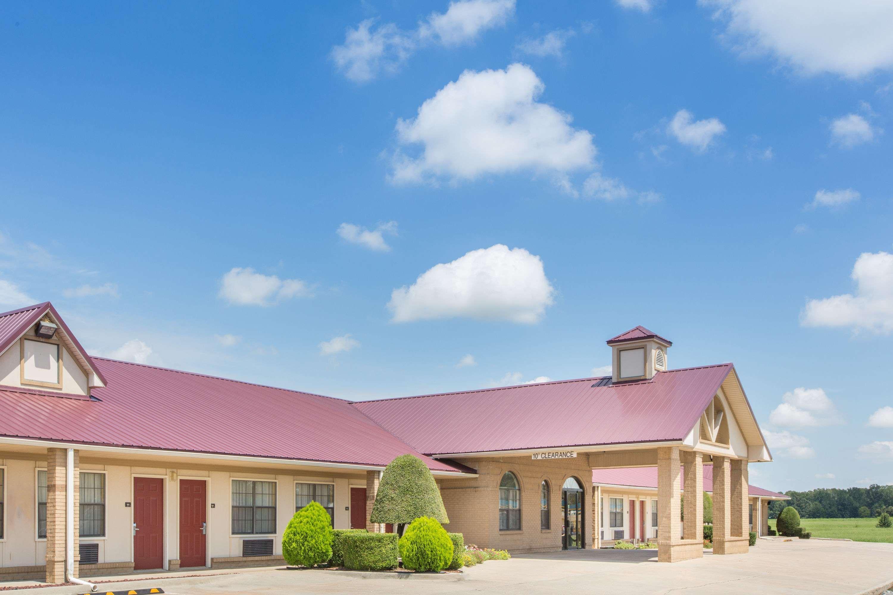 Days Inn By Wyndham Lonoke Dış mekan fotoğraf