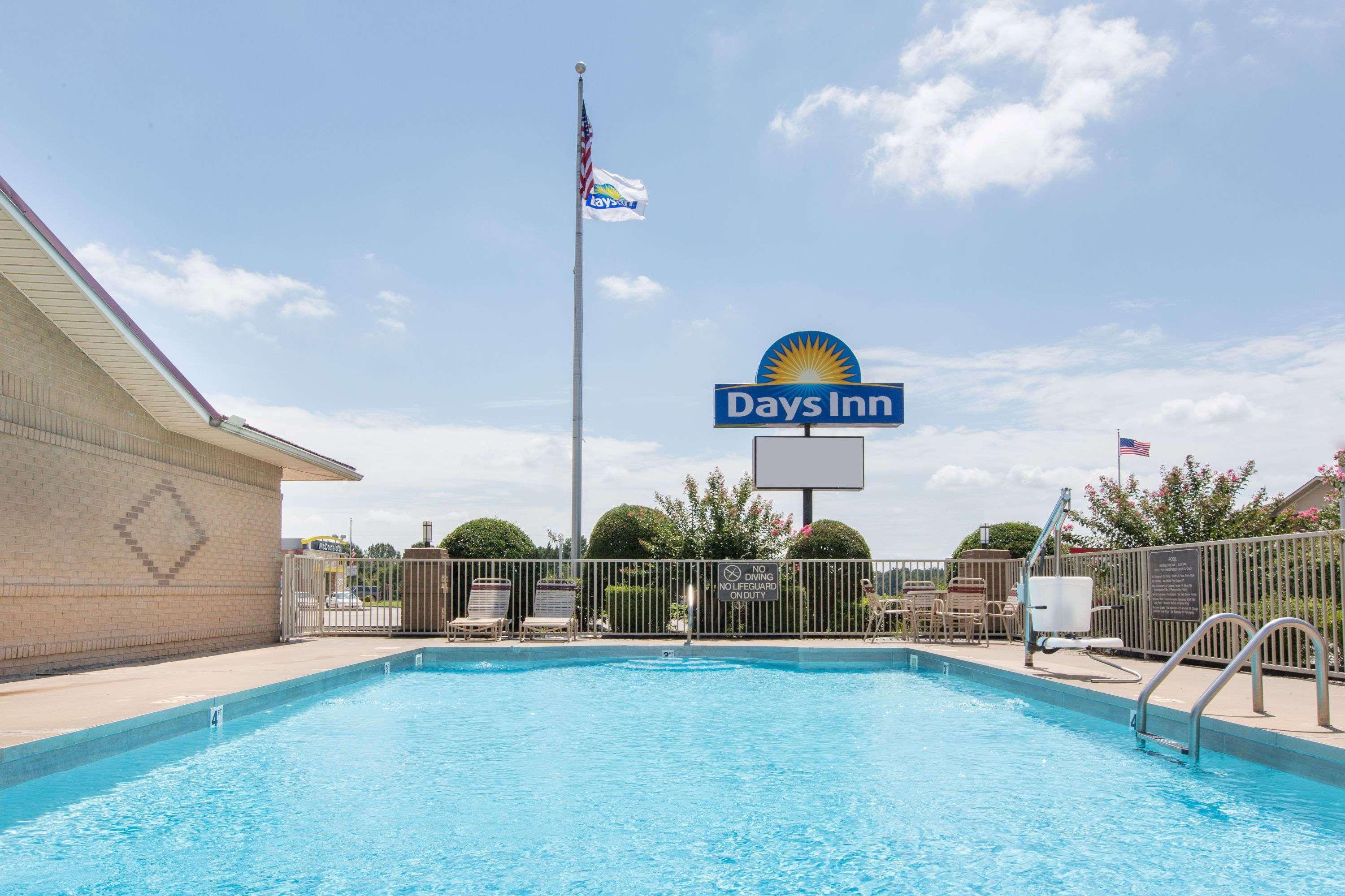Days Inn By Wyndham Lonoke Dış mekan fotoğraf